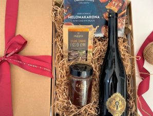 Unlock the Secrets of Greece – Christmas Gift Box Premium