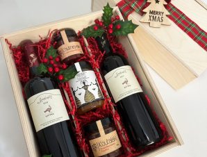 “Merry Merry Christmas” Christmas Gift Box