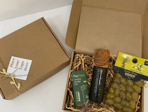 Greek Conference Gift box with Olive Oil, Olives and Energy Bar