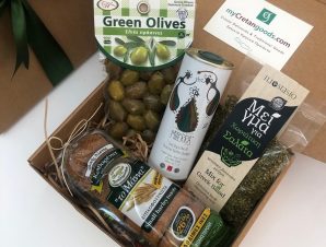 Cretan Greek Salad Gift Box