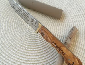 Τraditional Cretan Knife with olive wood handle 22cm