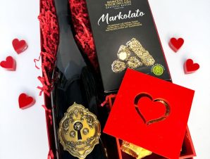 “Unlock your Senses” Valentine’s Gift Box