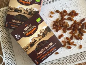 Organic Farming Cretan Soultana Raisins